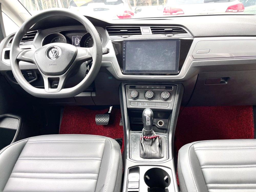 Volkswagen Touran L