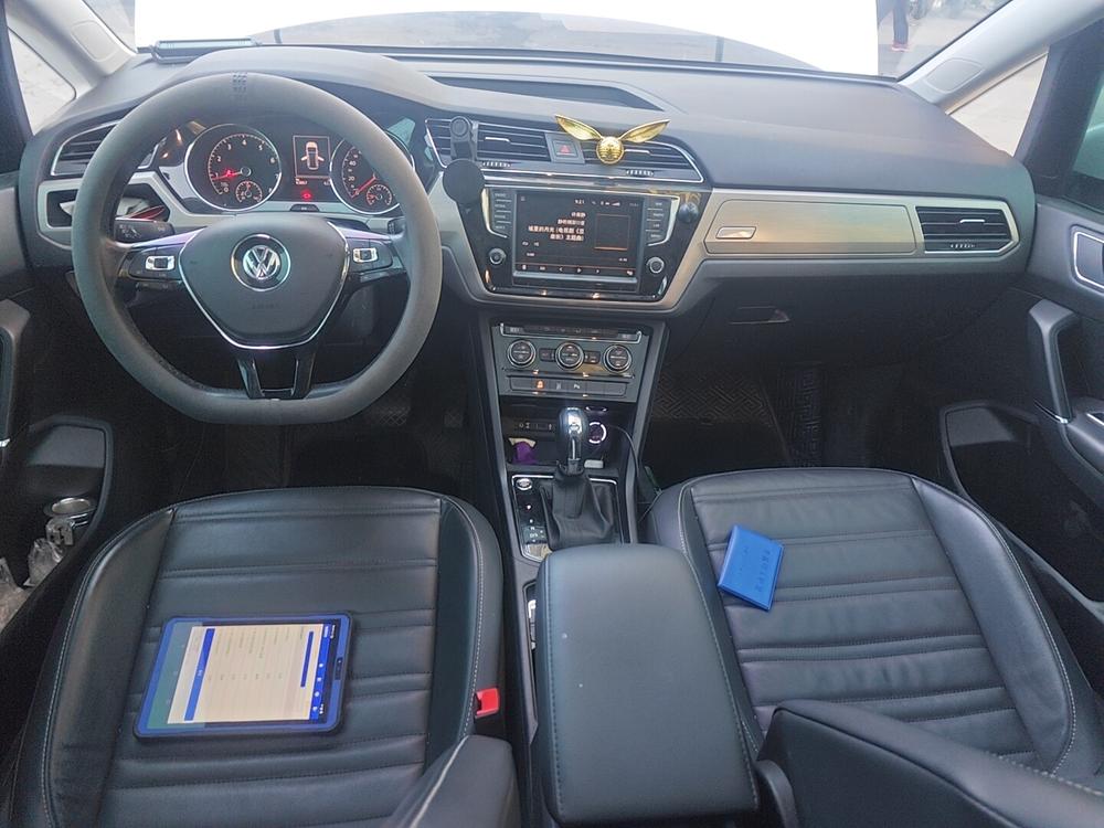 Volkswagen Touran L