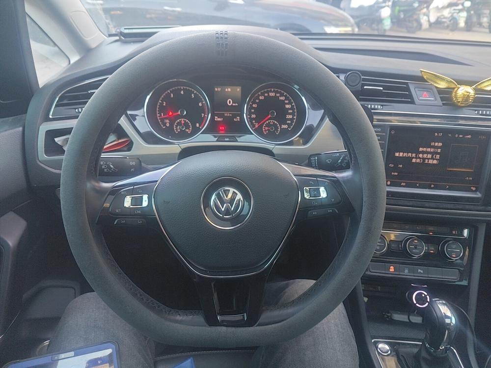 Volkswagen Touran L