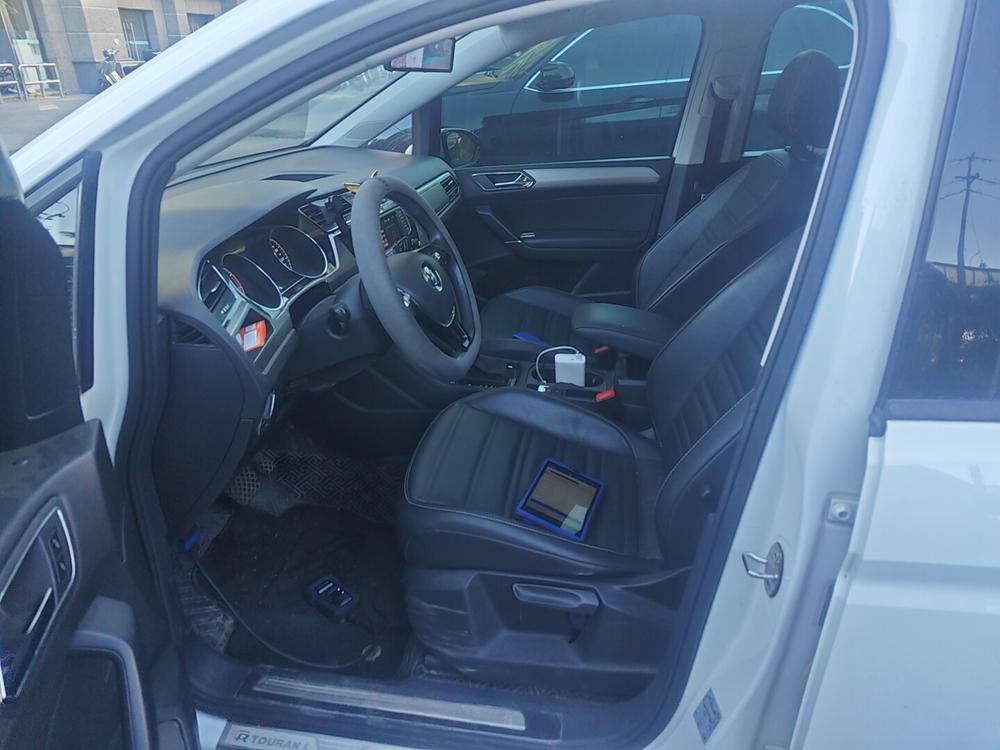 Volkswagen Touran L