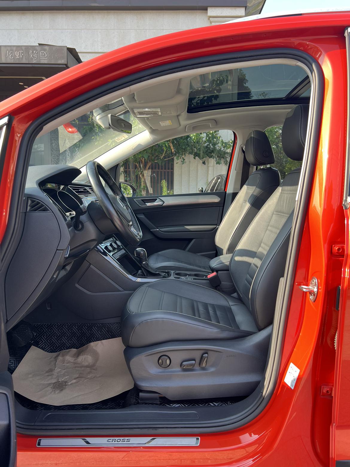 Volkswagen Touran L