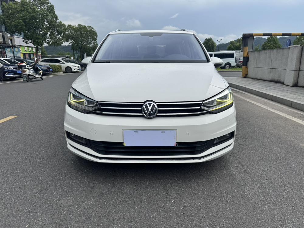 Volkswagen Touran L