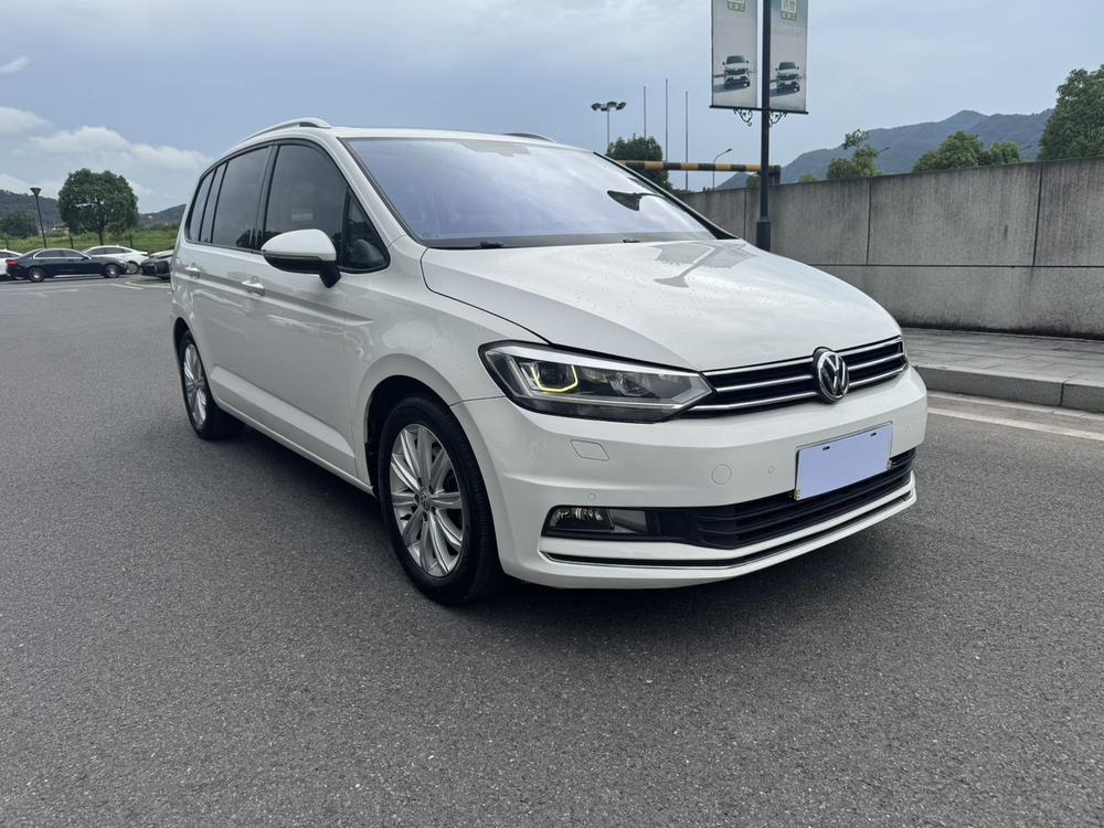 Volkswagen Touran L