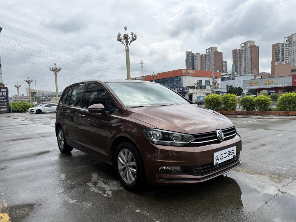 Volkswagen Touran L