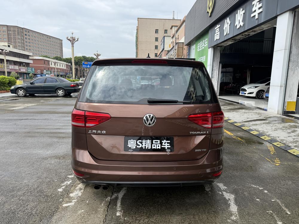 Volkswagen Touran L