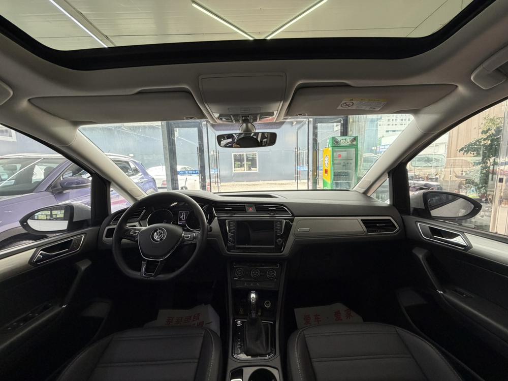 Volkswagen Touran L