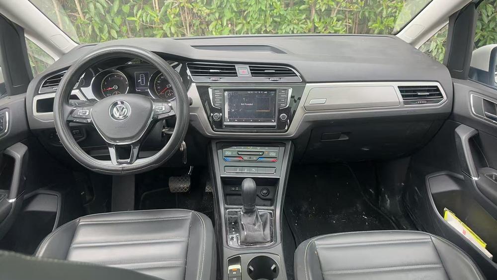 Volkswagen Touran L