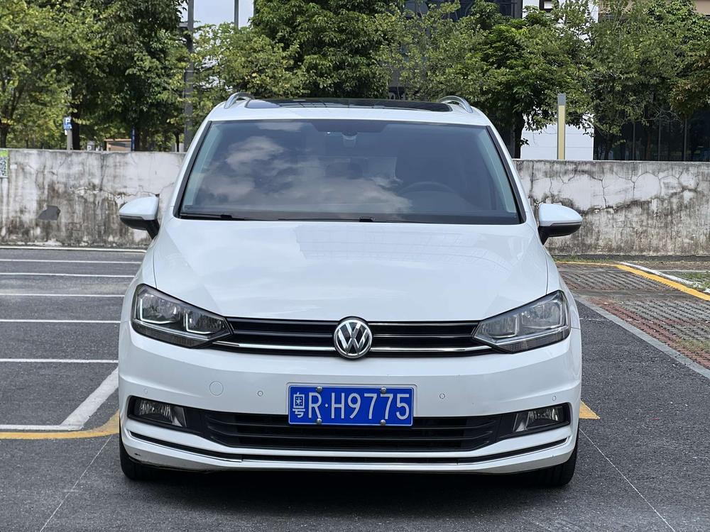 Volkswagen Touran L