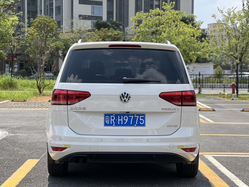 Volkswagen Touran L