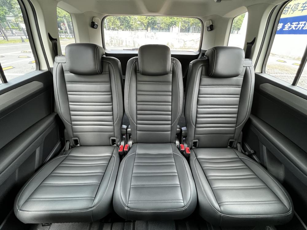 Volkswagen Touran L