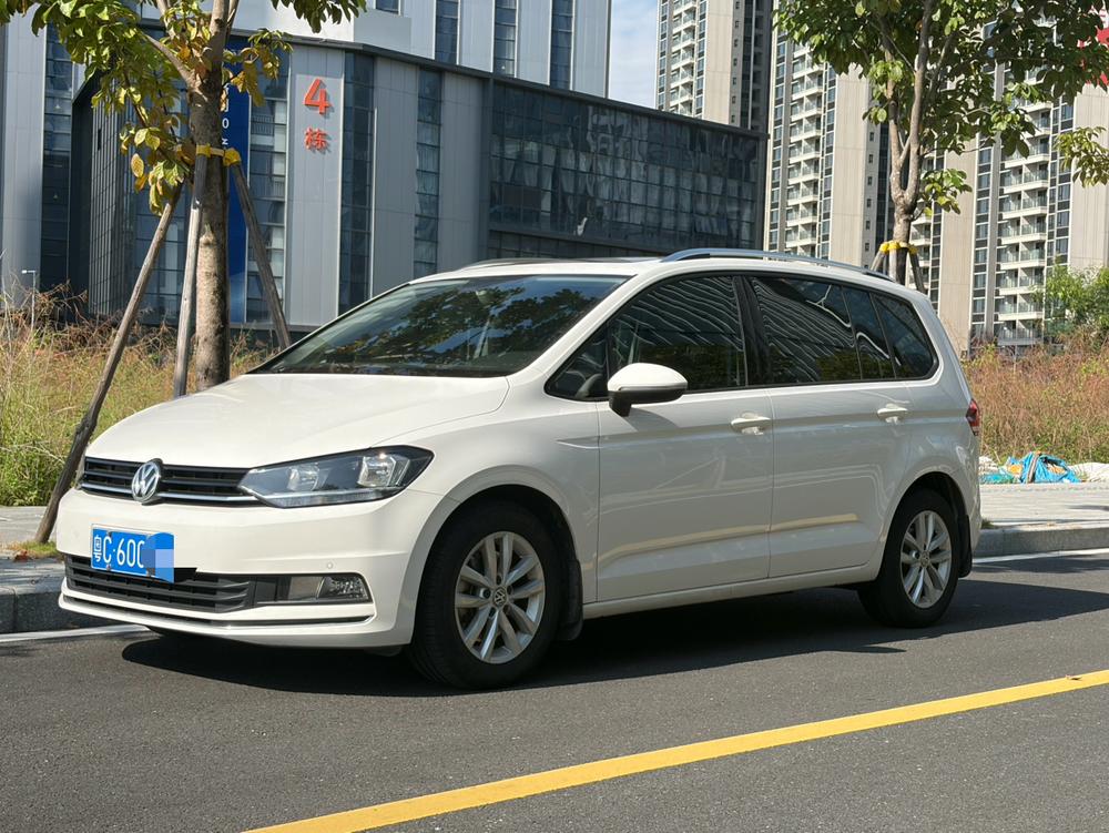 Volkswagen Touran L