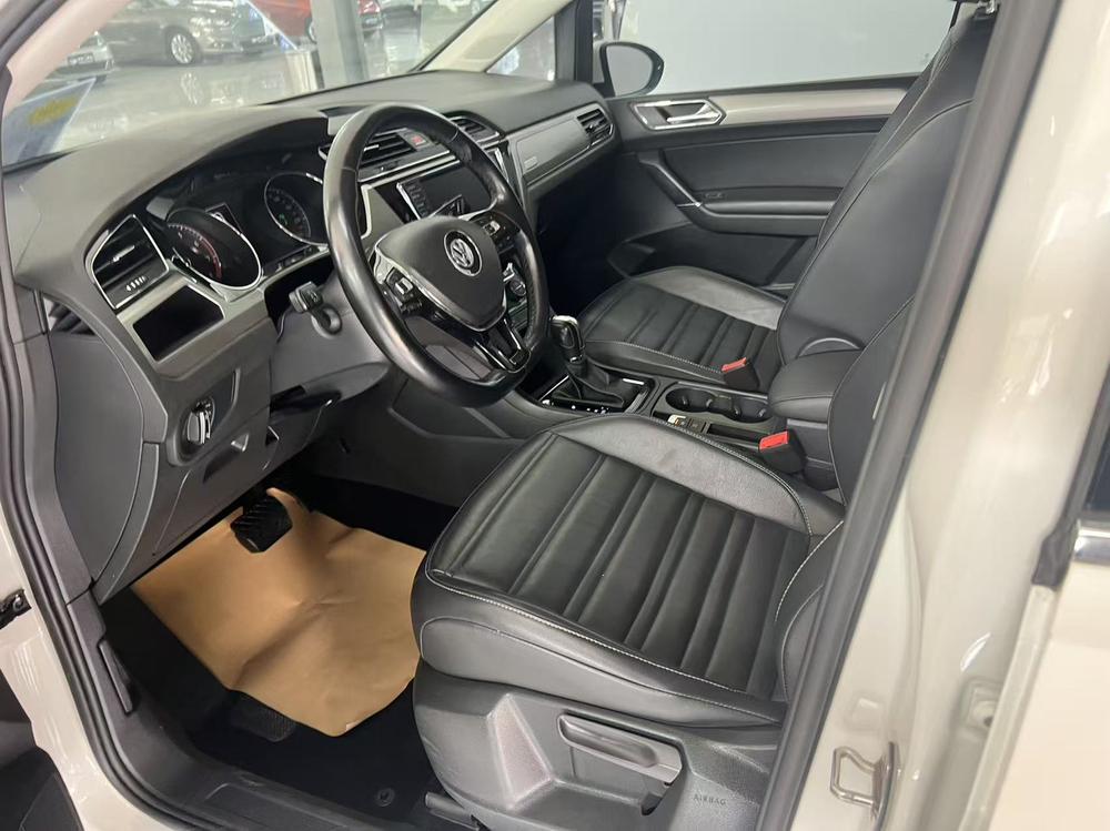 Volkswagen Touran L