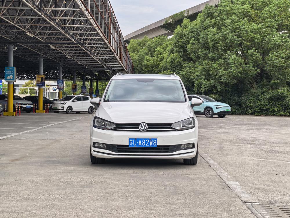 Volkswagen Touran L