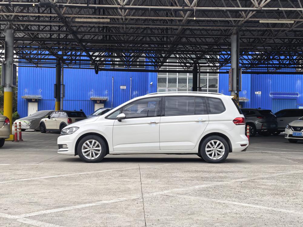 Volkswagen Touran L