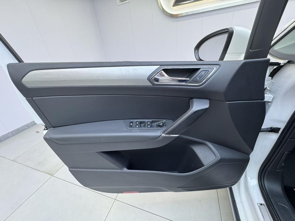 Volkswagen Touran L
