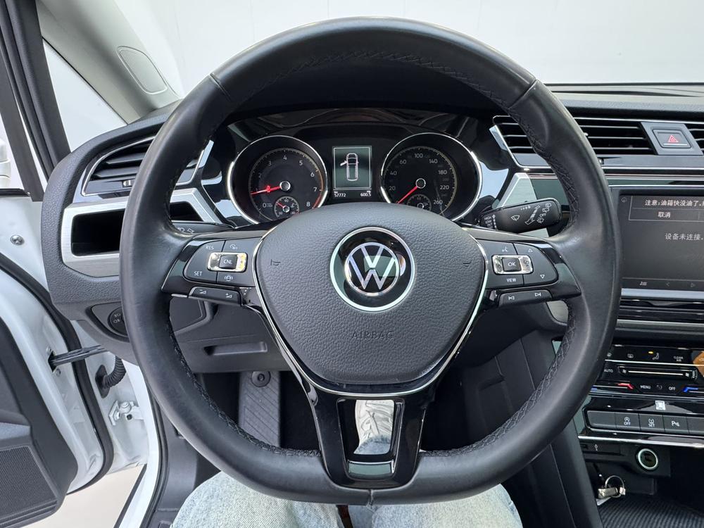 Volkswagen Touran L