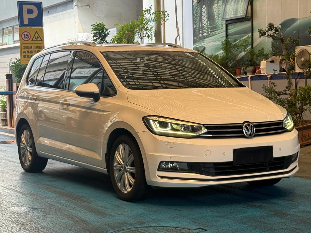 Volkswagen Touran L
