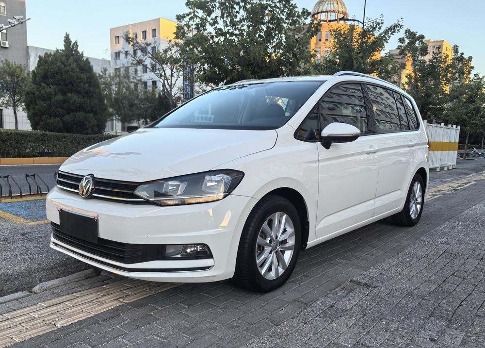 Volkswagen Touran L