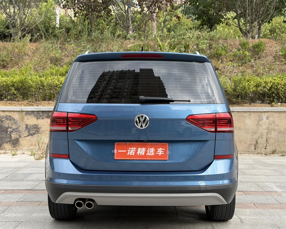 Volkswagen Touran L