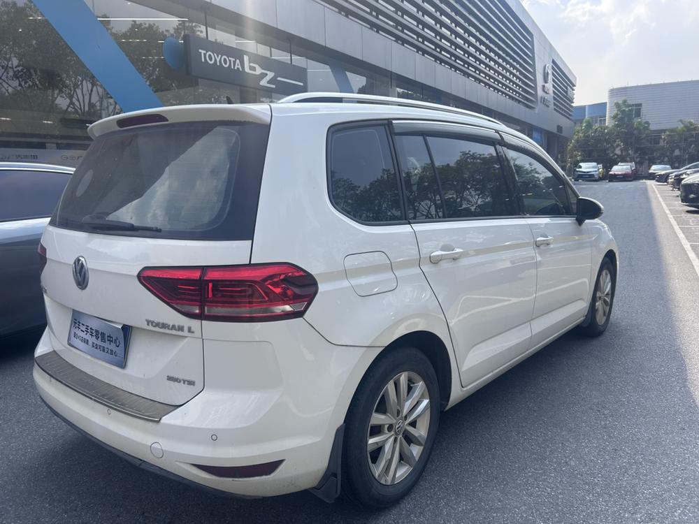 Volkswagen Touran L