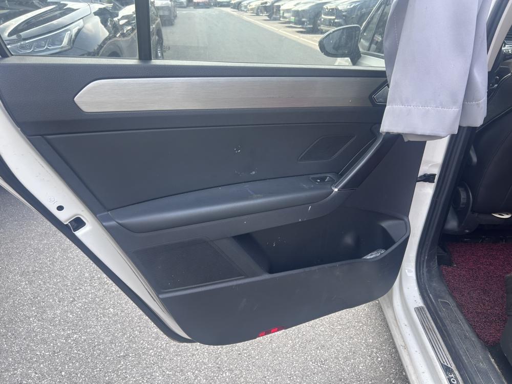 Volkswagen Touran L