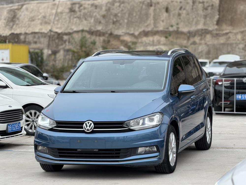 Volkswagen Touran L