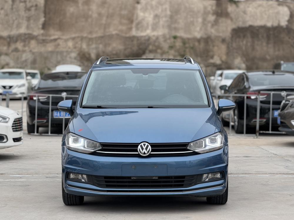 Volkswagen Touran L
