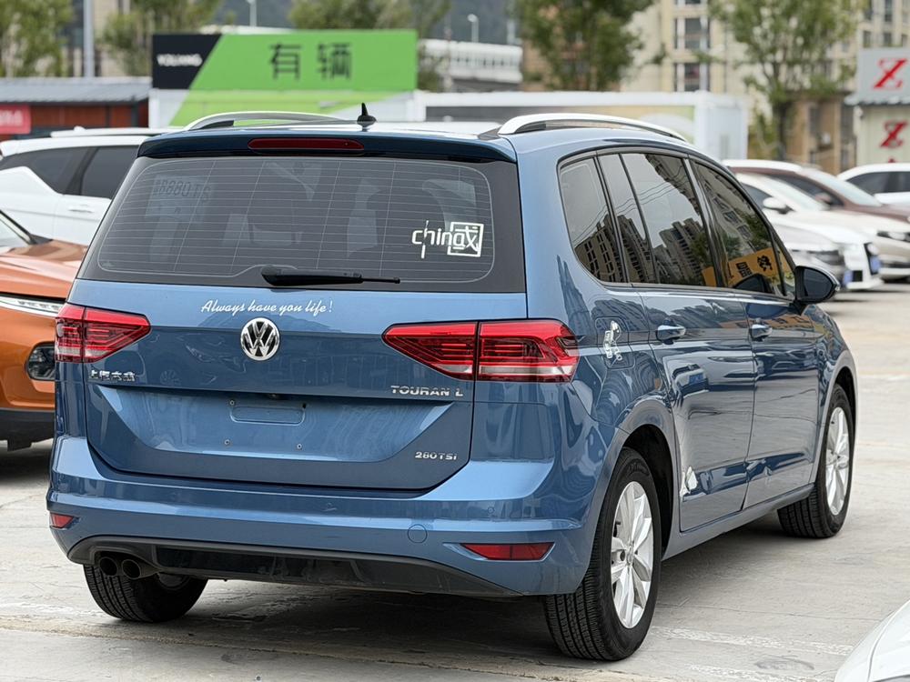 Volkswagen Touran L
