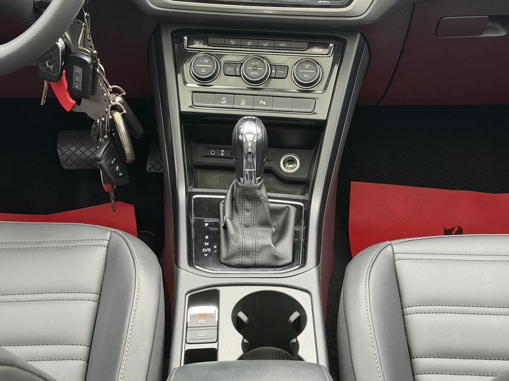 Volkswagen Touran L