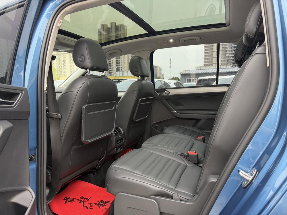 Volkswagen Touran L