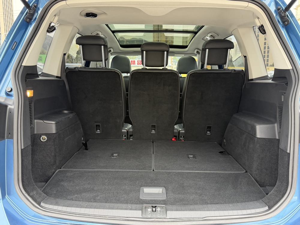 Volkswagen Touran L