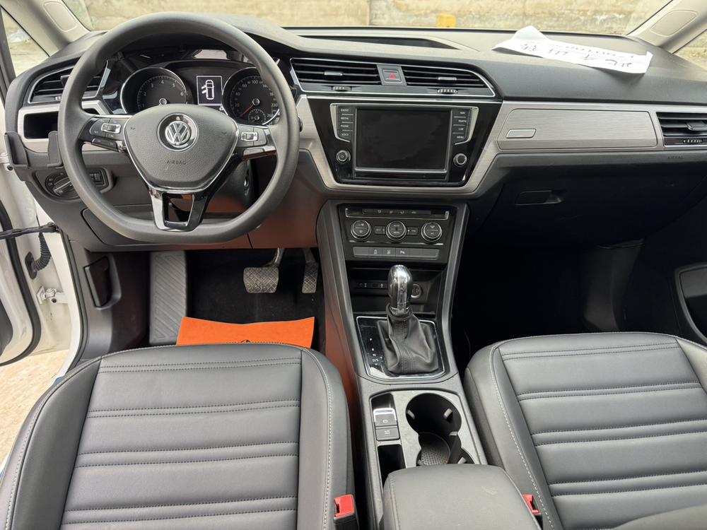 Volkswagen Touran L