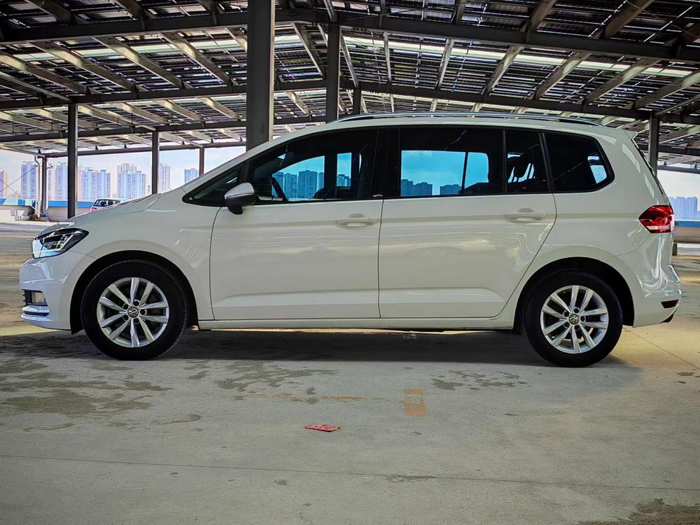 Volkswagen Touran L
