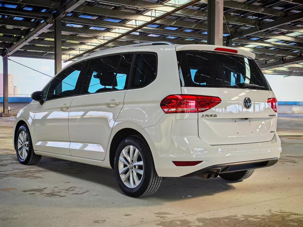 Volkswagen Touran L
