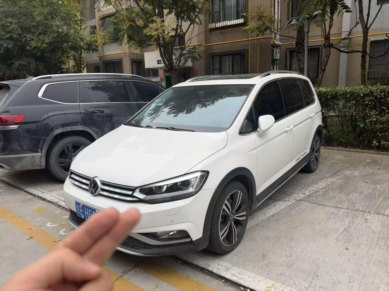 Volkswagen Touran L