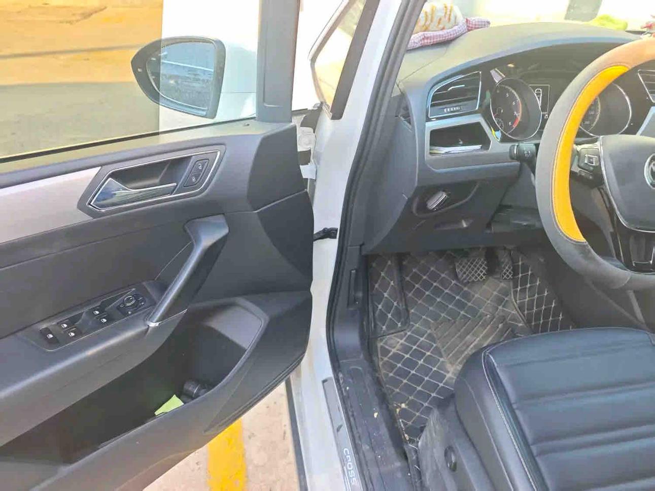 Volkswagen Touran L