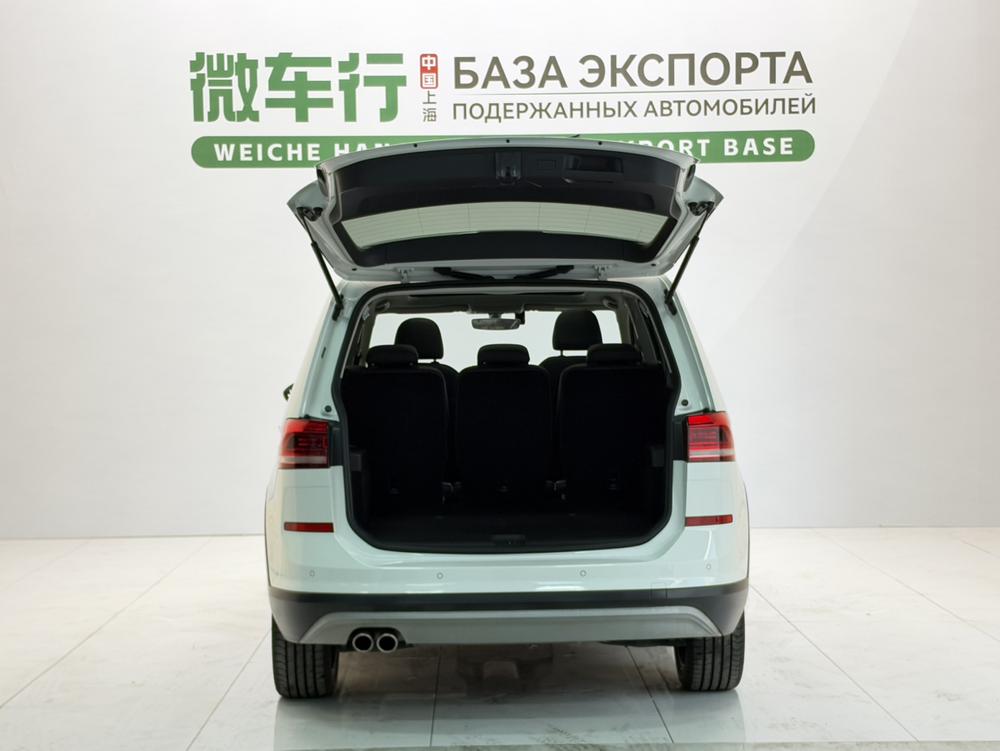 Volkswagen Touran L