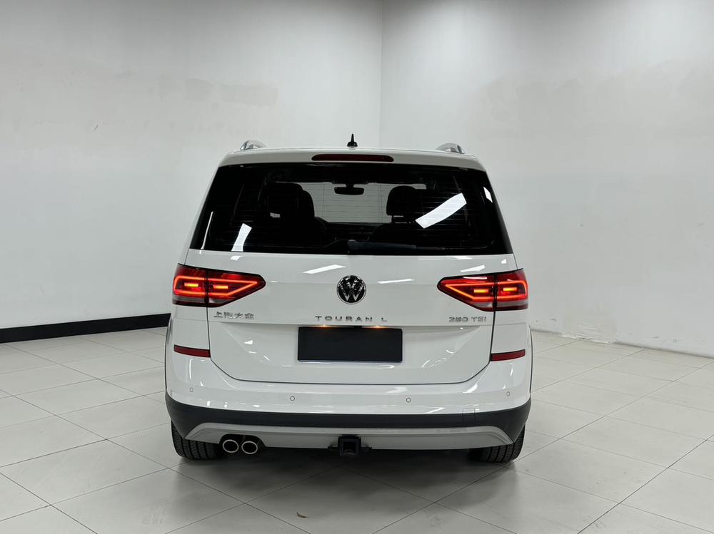 Volkswagen Touran L