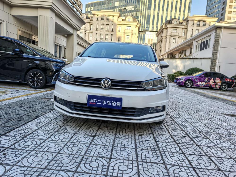 Volkswagen Touran L