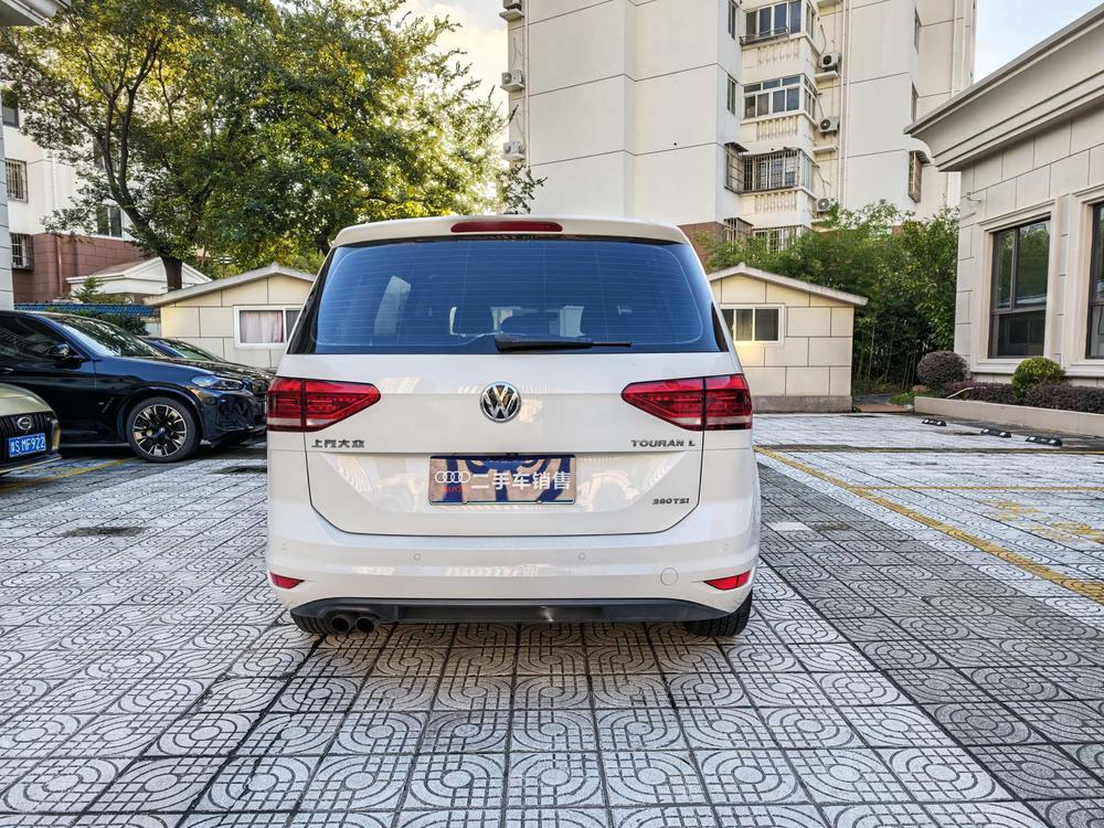 Volkswagen Touran L