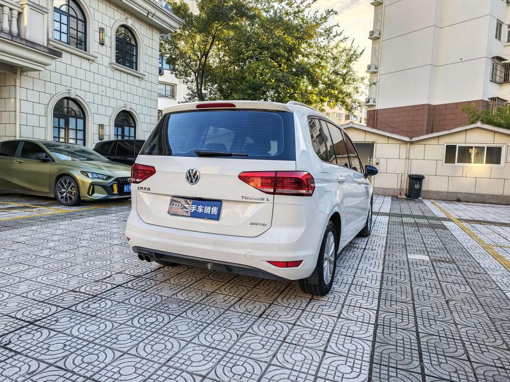 Volkswagen Touran L