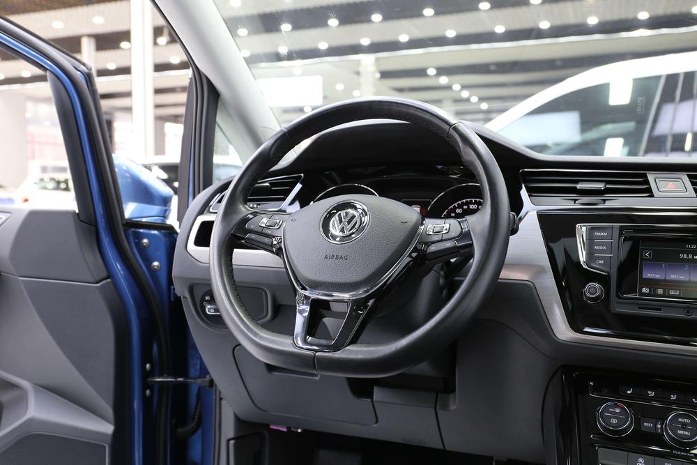 Volkswagen Touran L