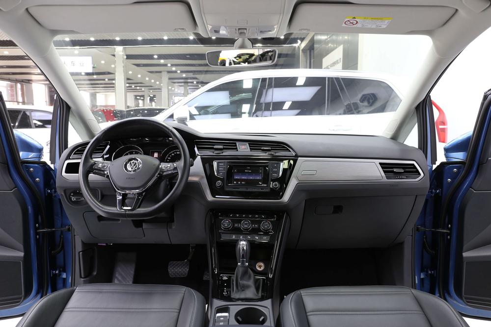 Volkswagen Touran L