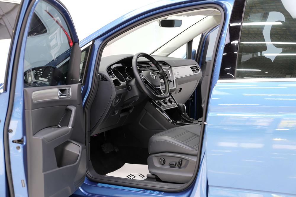 Volkswagen Touran L
