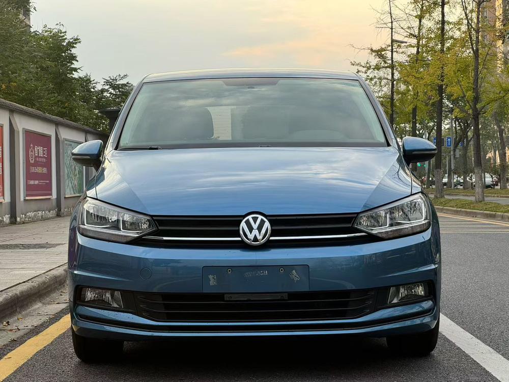 Volkswagen Touran L