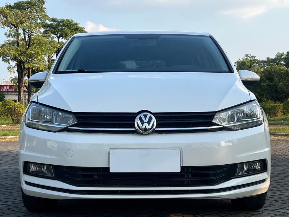 Volkswagen Touran L