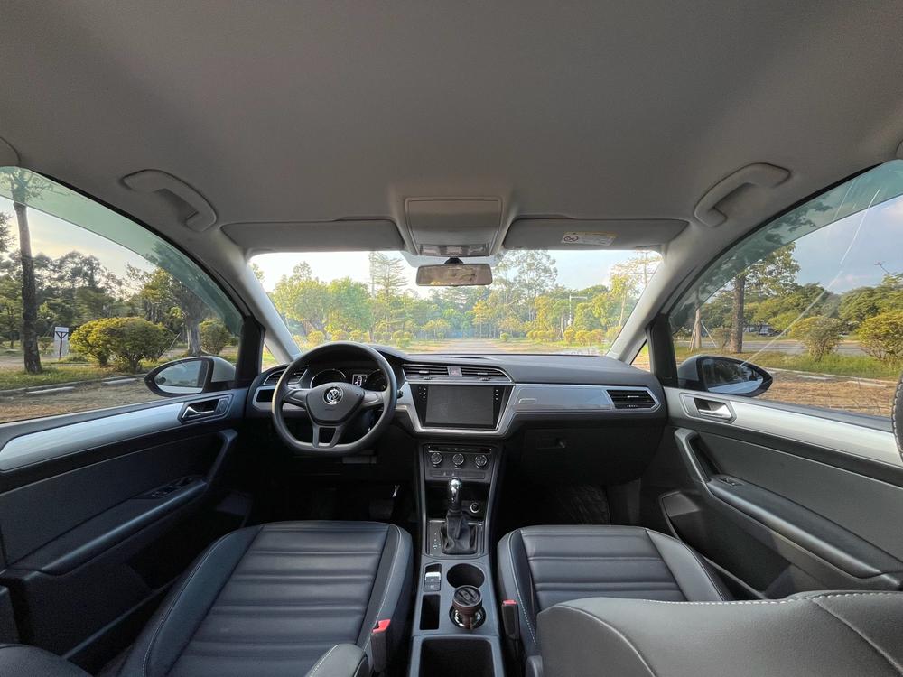 Volkswagen Touran L