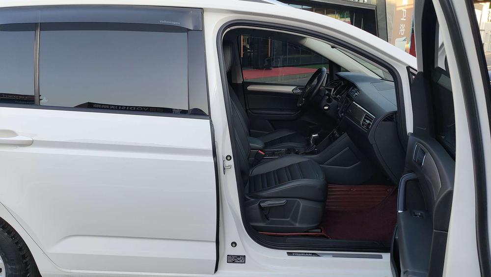 Volkswagen Touran L