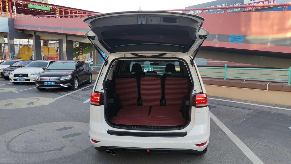 Volkswagen Touran L