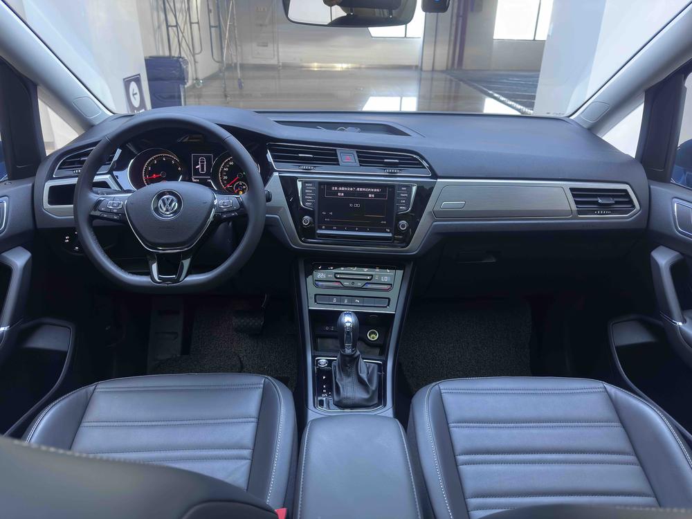 Volkswagen Touran L